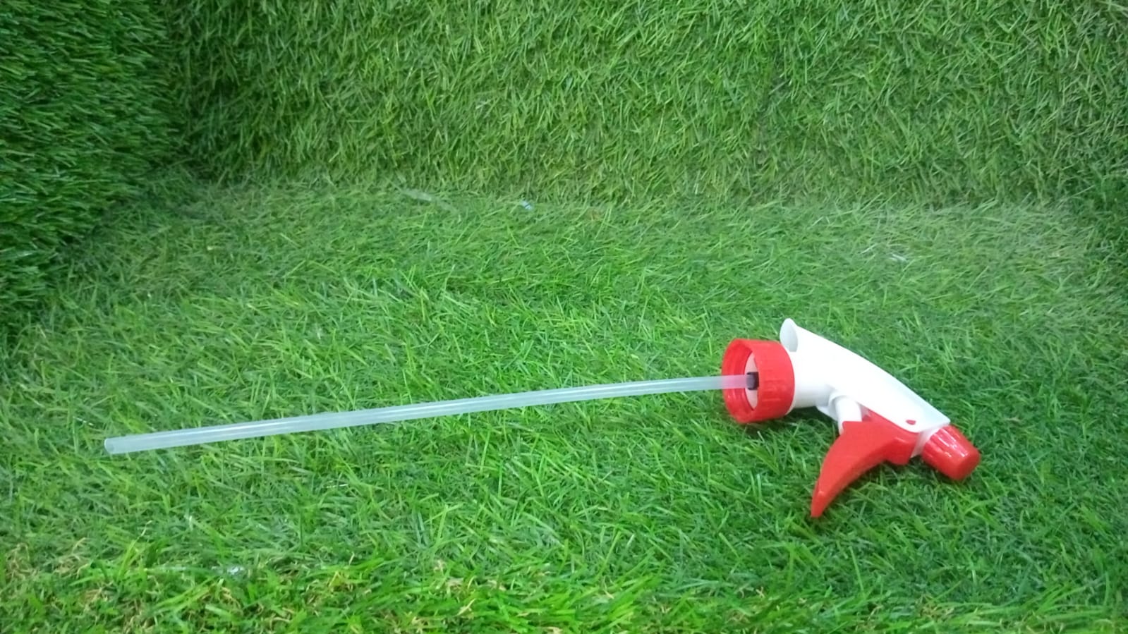 Trigger sprayer bottle head, plastic, replacement nozzle with pipe for versatile use. Trigger sprayer bottle head, plastic, replacement nozzle with pipe for versatile use.